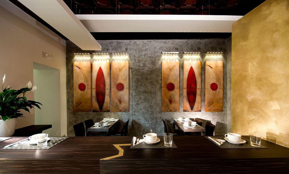 Stylish Room Rom Restaurant billede
